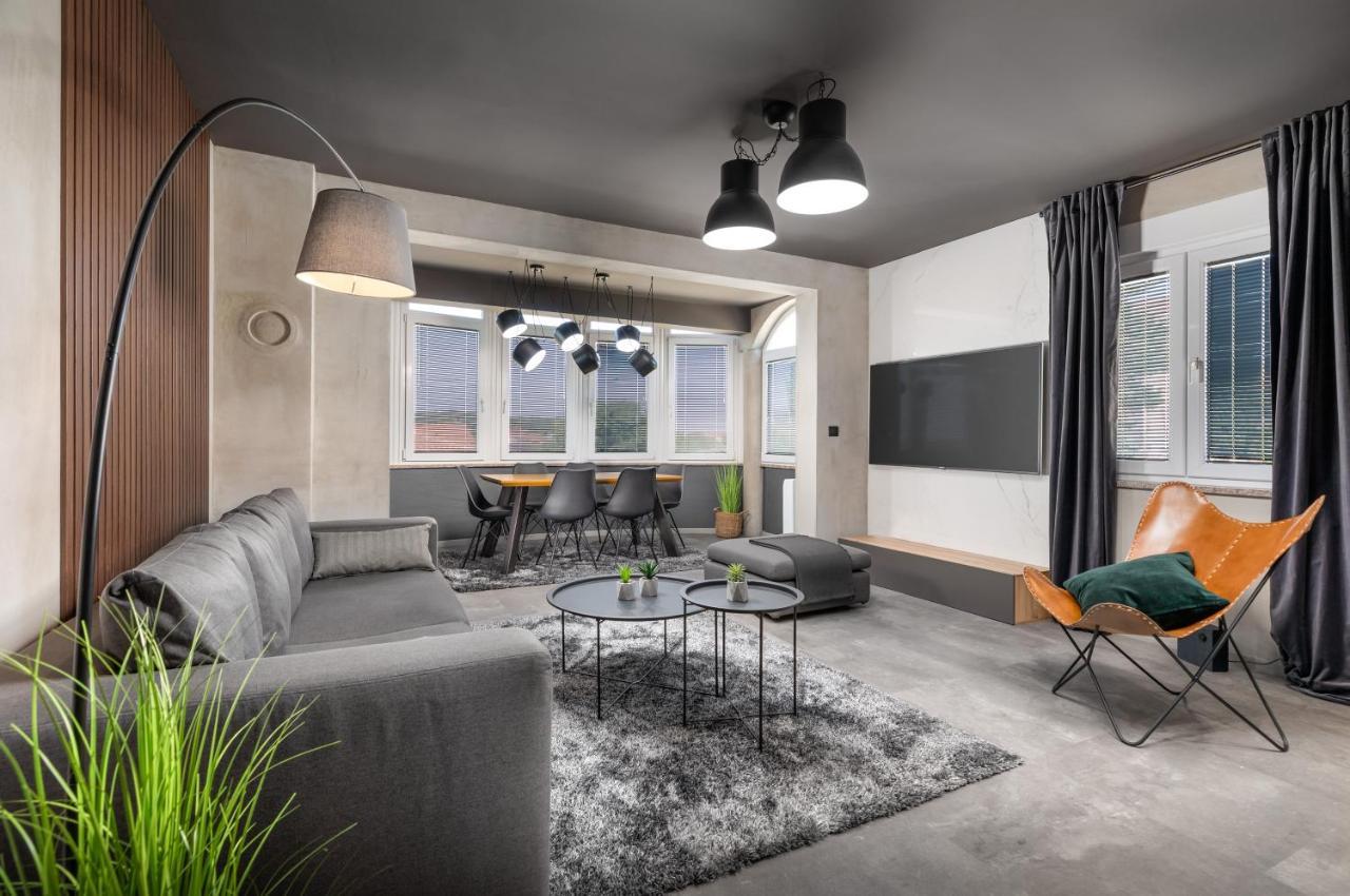 Luxury Elit Apartment Pula Ngoại thất bức ảnh